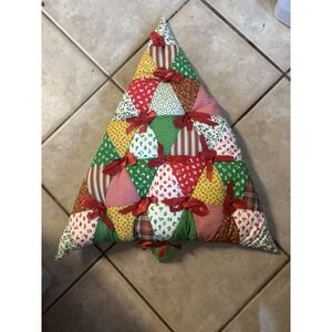 Specially Fashioned By Ann‎ Quilted Christmas Tree Red ribbons Country Cottage